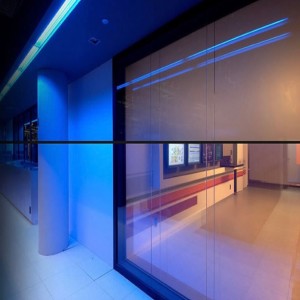 Pel&iacute;cula de privacidad conmutable de control de luz el&eacute;ctrica