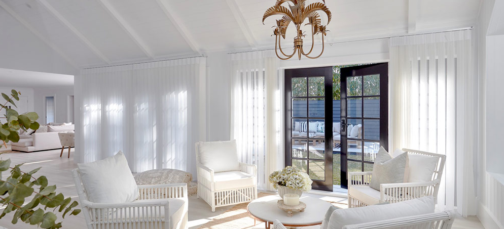 Las persianas verticales transparentes son perfectas para espacios residenciales y comerciales